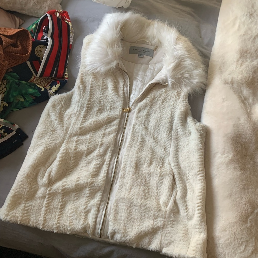 White vest